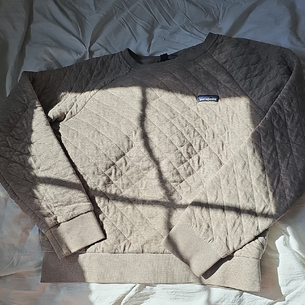 Patagonia Womens Moth Gray Beige Quilt Stitch Crew Neck Sweatshirt M